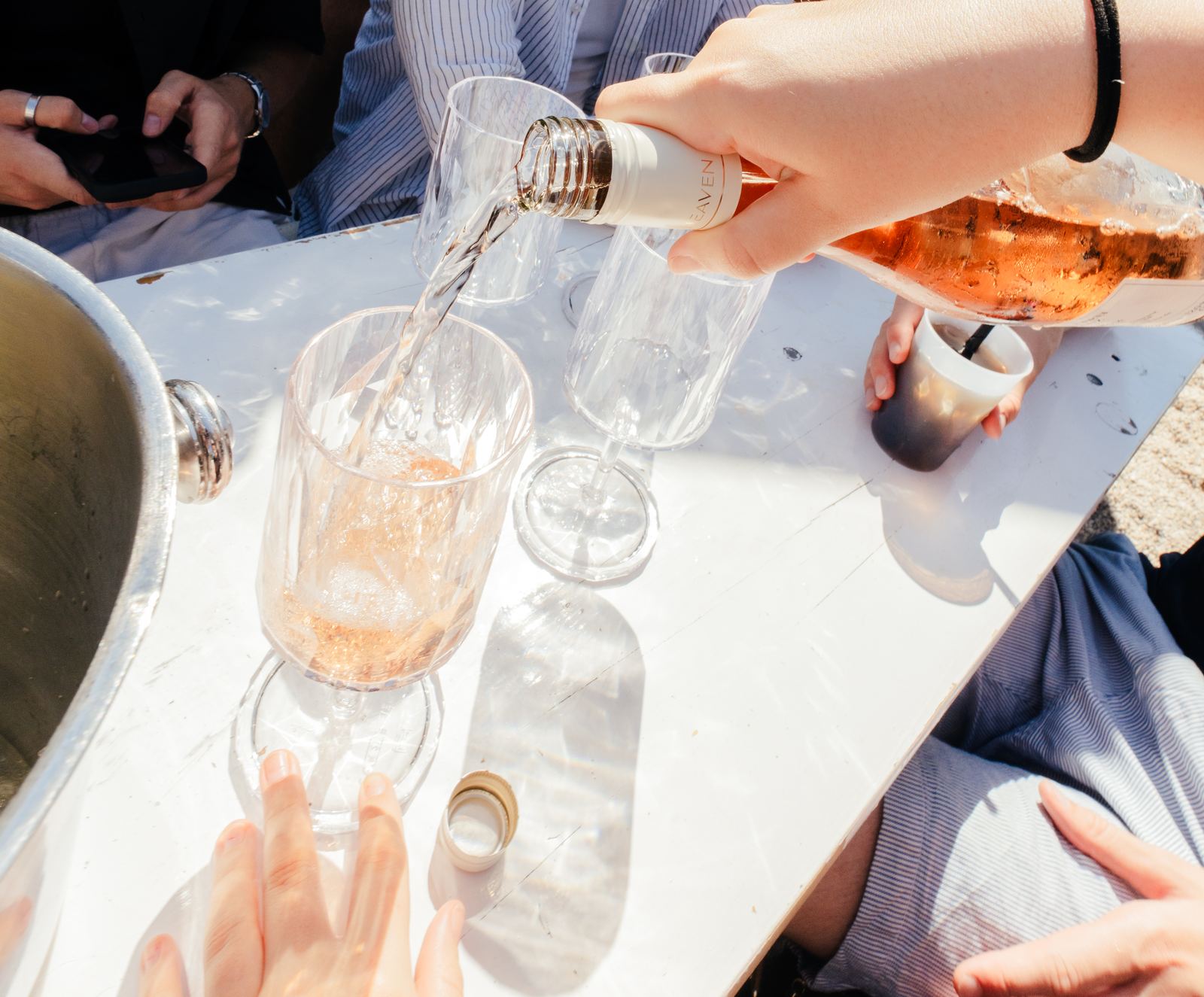 Der Weinschorle-Rechner: dein perfektes Mischverhältnis — Engel & Flamme